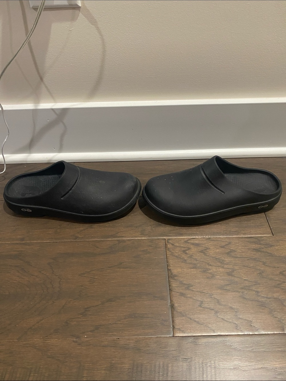 OOFOS Black Women's Clogs Mules - Picture 2 of 5